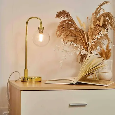 Sleeps 3 - Perfect For Families - Contractors - Professionals - Free Parking & Wifi 利兹