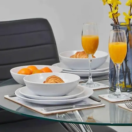 Sleeps 3 - Perfect For Families - Contractors - Professionals - Free Parking & Wifi Διαμέρισμα