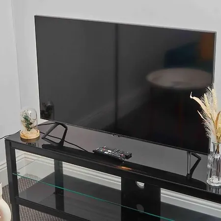 公寓 Sleeps 3 - Perfect For Families - Contractors - Professionals - Free Parking & Wifi 利兹