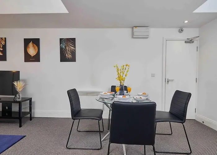 Sleeps 3 - Perfect For Families - Contractors - Professionals - Free Parking & Wifi Leeds (West Yorkshire)