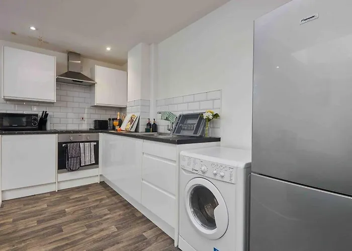 Sleeps 3 - Perfect For Families - Contractors - Professionals - Free Parking & Wifi Apartamento *