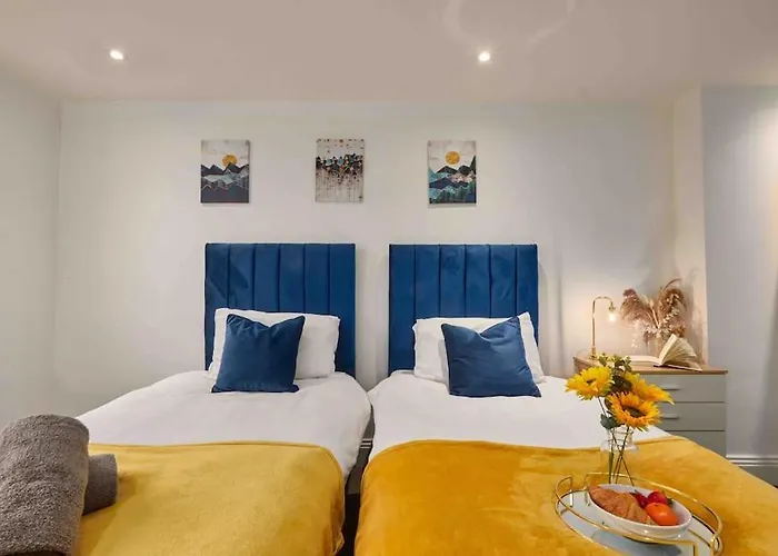 Sleeps 3 - Perfect For Families - Contractors - Professionals - Free Parking & Wifi Apartment *