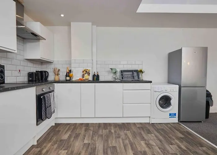 Apartamento Sleeps 3 - Perfect For Families - Contractors - Professionals - Free Parking & Wifi *