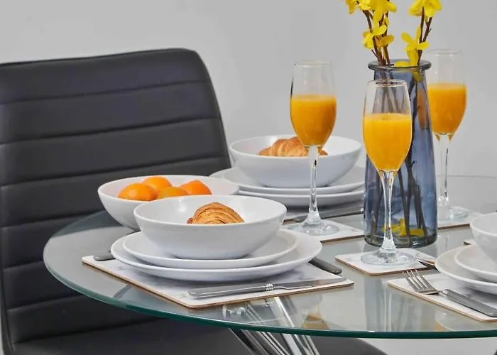 Sleeps 3 - Perfect For Families - Contractors - Professionals - Free Parking & Wifi Apartment